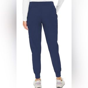 MedCouture scrubs Peaches joggers size M